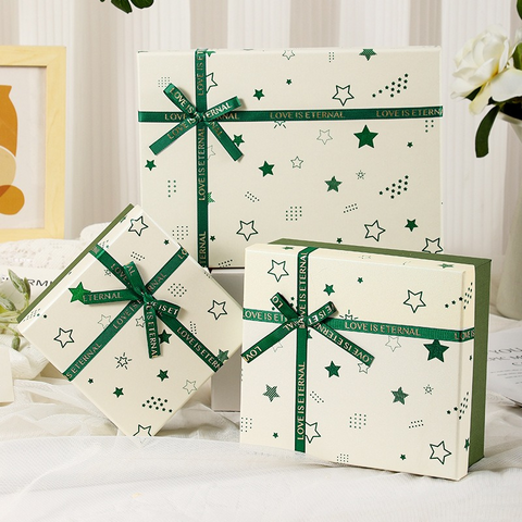 Eternal Love Heart Bow Gift Box – Romantic Packaging in Green, Red & Pink