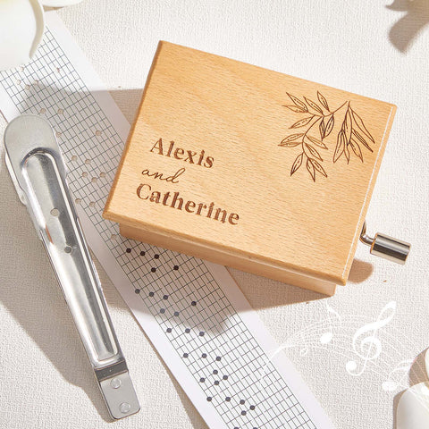 Custom Text Hand-Cranked Paper Strip Music Box – 15-Note Movement with 2 Pre-Printed 15-Second Melodies