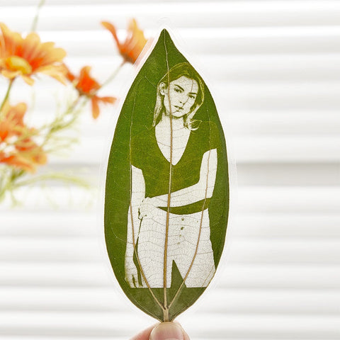 Personalized Leaf Carving Bookmark with Photo Nature-Inspired Gift