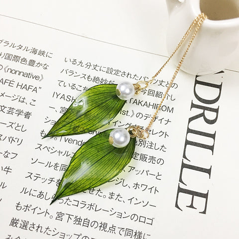 Nature’s Grace – Green Leaf & Pearl Resin Dangle Earrings