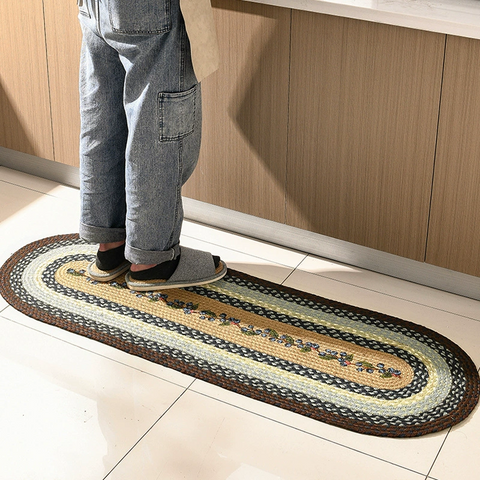 Eco-Friendly Handwoven Jute Rug for a Cozy Home