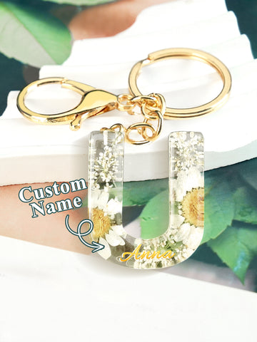 Personalized Dried Flower Initial Keychain – Custom Bag Charm