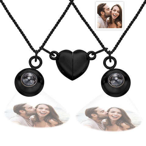 Romantic Magnetic Photo Projection Necklace – Couple Memorial Gift