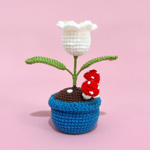 Adorable Crochet Flower Pot Lamp Hand-Knit Plush Doll Desk Light