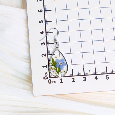 Elegant Forget Me Not Dried Flower Resin Drop Earrings